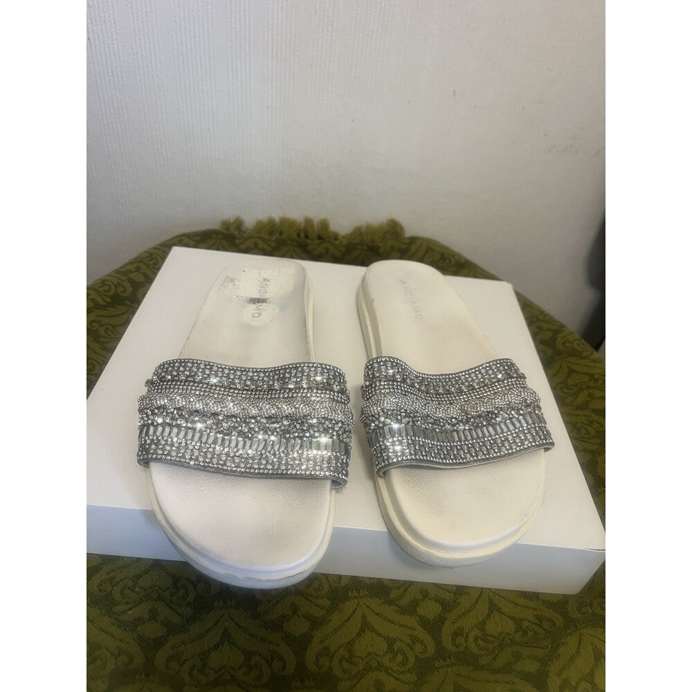 NWOB Bling Summer Silver Rhinestones Shimmer Slide Sandal Size 7.5